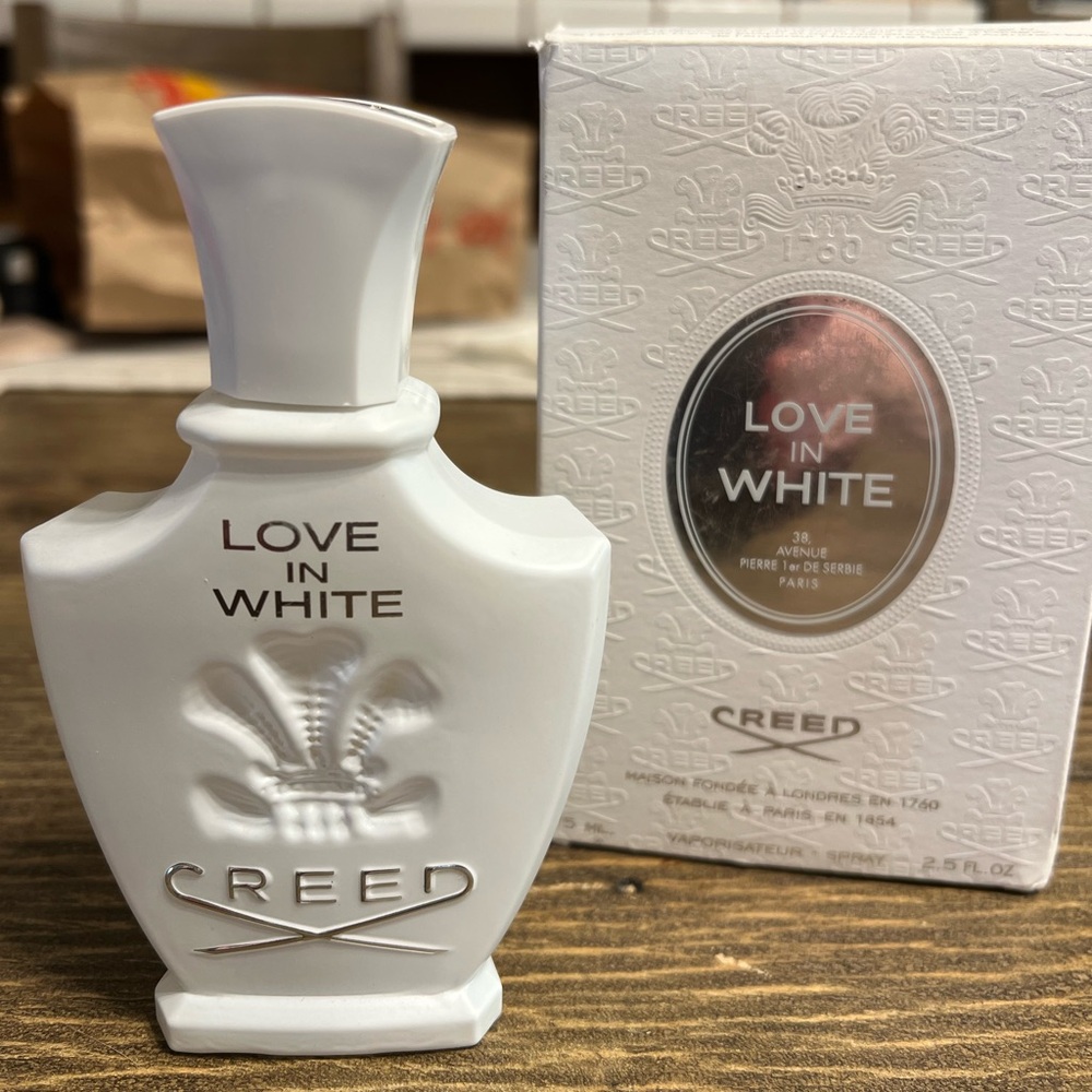 Creed Love in White Fragrance Bottle